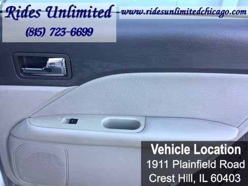 Used 2010 Ford Fusion S image 21