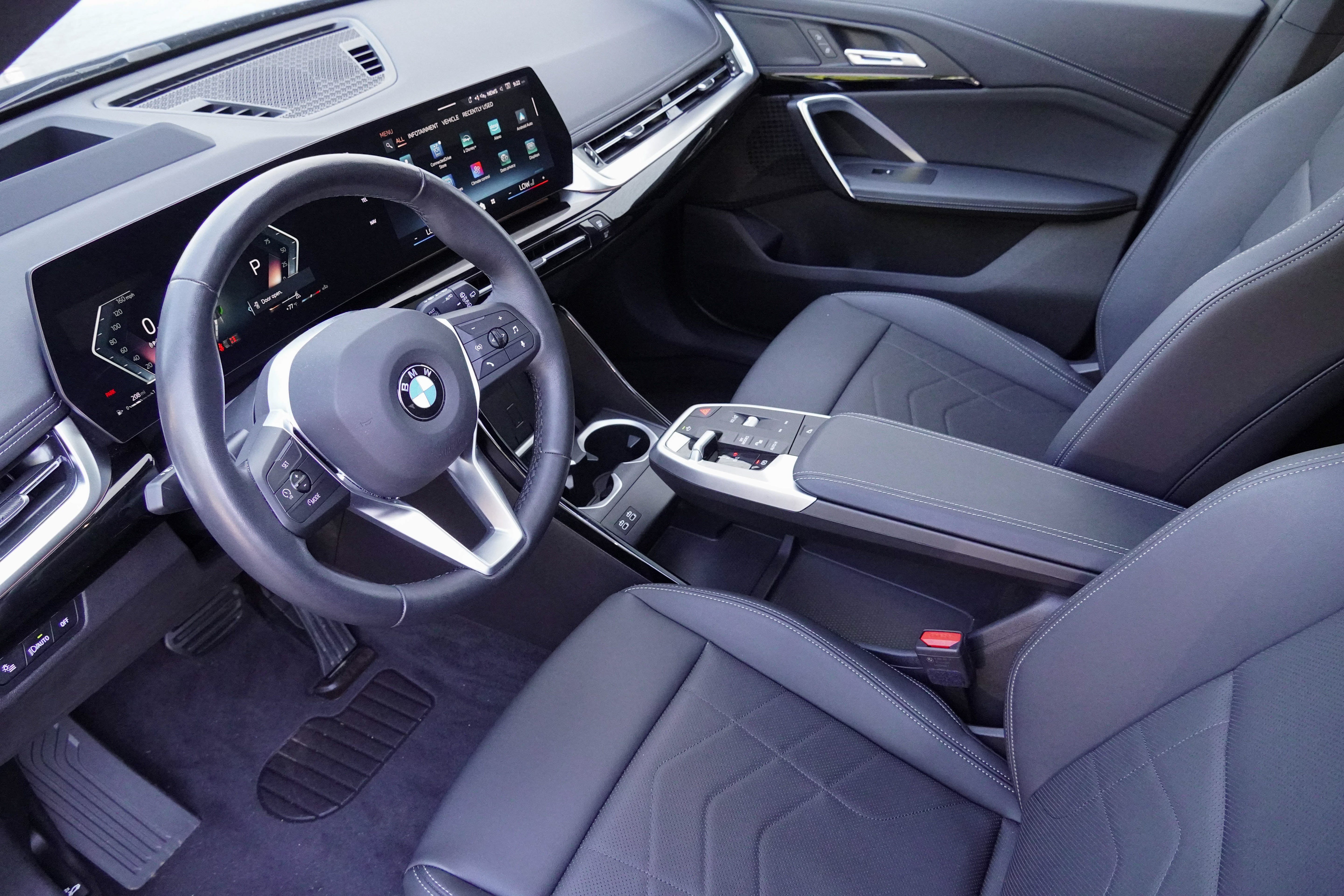 Used 2025 BMW X1 xDrive28i AWD/4WD image 9