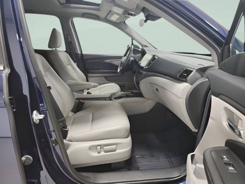 Certified 2023 Honda Ridgeline RTL image 16