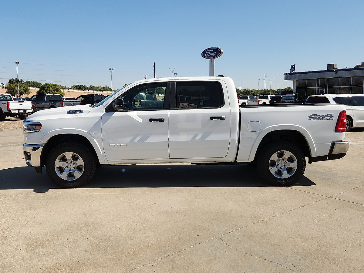 Used 2025 RAM 1500 Big Horn AWD/4WD image 2