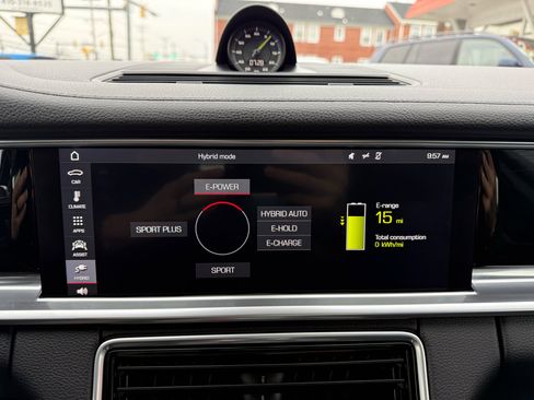 Used 2019 Porsche Panamera 4 image 59