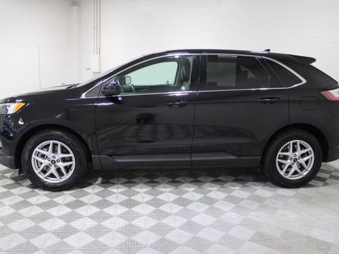 Used 2024 Ford Edge SEL image 8