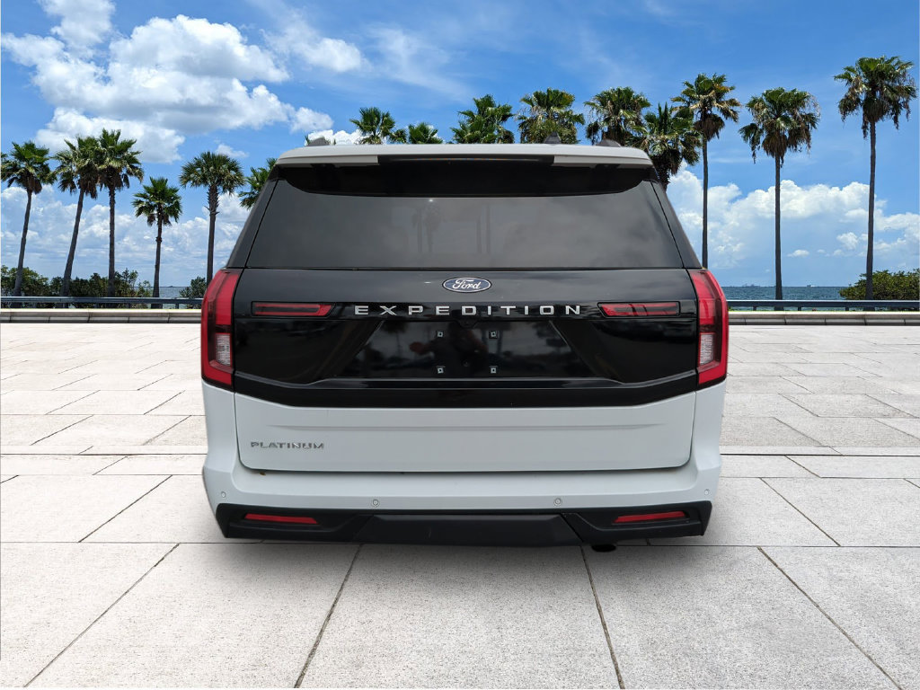 Certified 2025 Ford Expedition Platinum AWD/4WD image 7