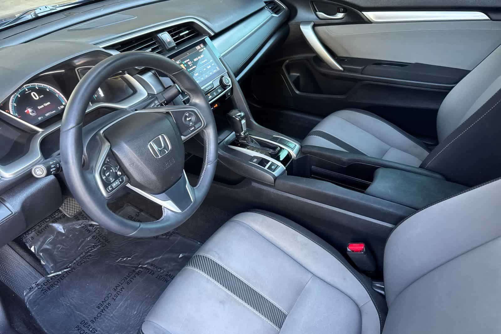 Used 2018 Honda Civic EX-T image 3