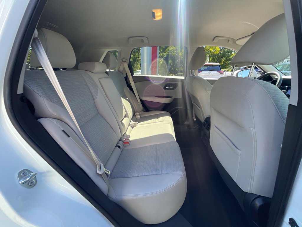 Certified 2021 Nissan Rogue SV AWD/4WD image 22