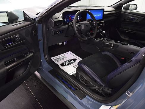 Used 2025 Ford Mustang Dark Horse RWD image 15