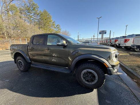 Used 2024 Ford Ranger Raptor image 9