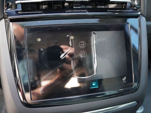 Used 2025 Cadillac Escalade IQ Luxury 2 w/ LPO, Premium Carpet Package AWD/4WD image 20