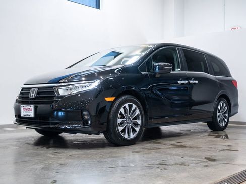 Used 2023 Honda Odyssey EX-L image 3