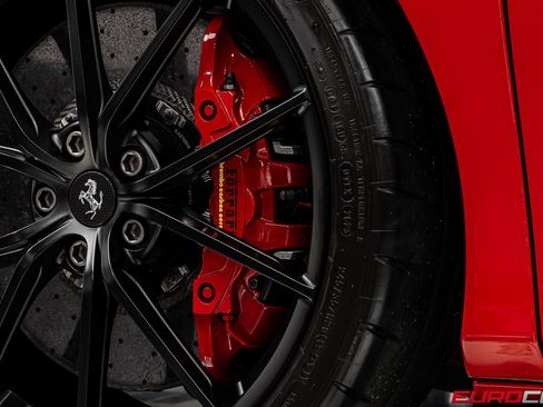 Used 2019 Ferrari 488 Pista Coupe RWD image 29