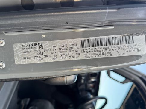 Used 2019 Jeep Wrangler Sport AWD/4WD image 34