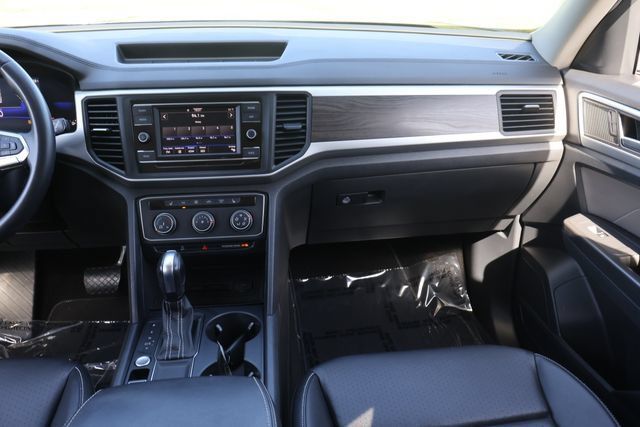 Used 2023 Volkswagen Atlas SE FWD image 17
