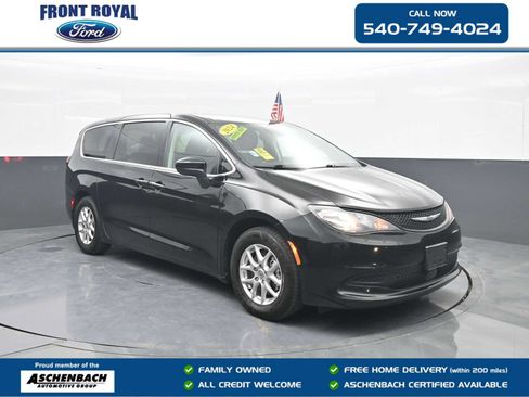 Used 2024 Chrysler Voyager LX FWD image 1