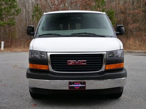 Used 2017 GMC Savana 2500 image 5