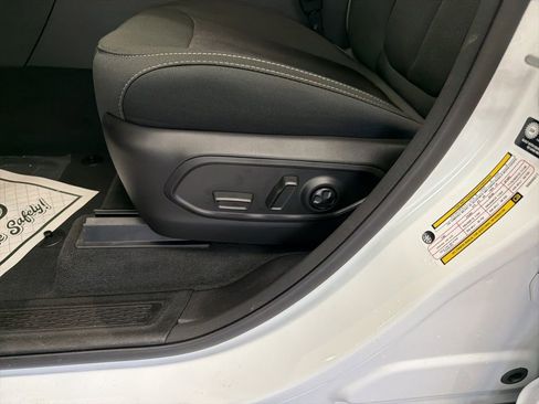 New 2025 Jeep Grand Cherokee Laredo X w/ Luxury Tech Group I AWD/4WD image 8