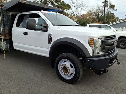 Used 2019 Ford F450 XL w/ Snow Plow Prep Package image 2