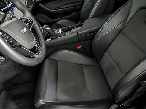 Used 2019 Cadillac CTS V w/ Carbon Fiber Package RWD image 19