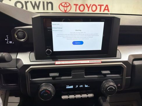 Used 2026 Toyota 4Runner SR5 image 28