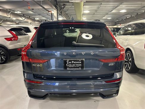 Certified 2025 Volvo XC60 B5 Plus image 3