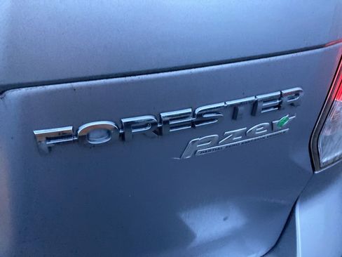 Used 2017 Subaru Forester 2.5i Limited image 10