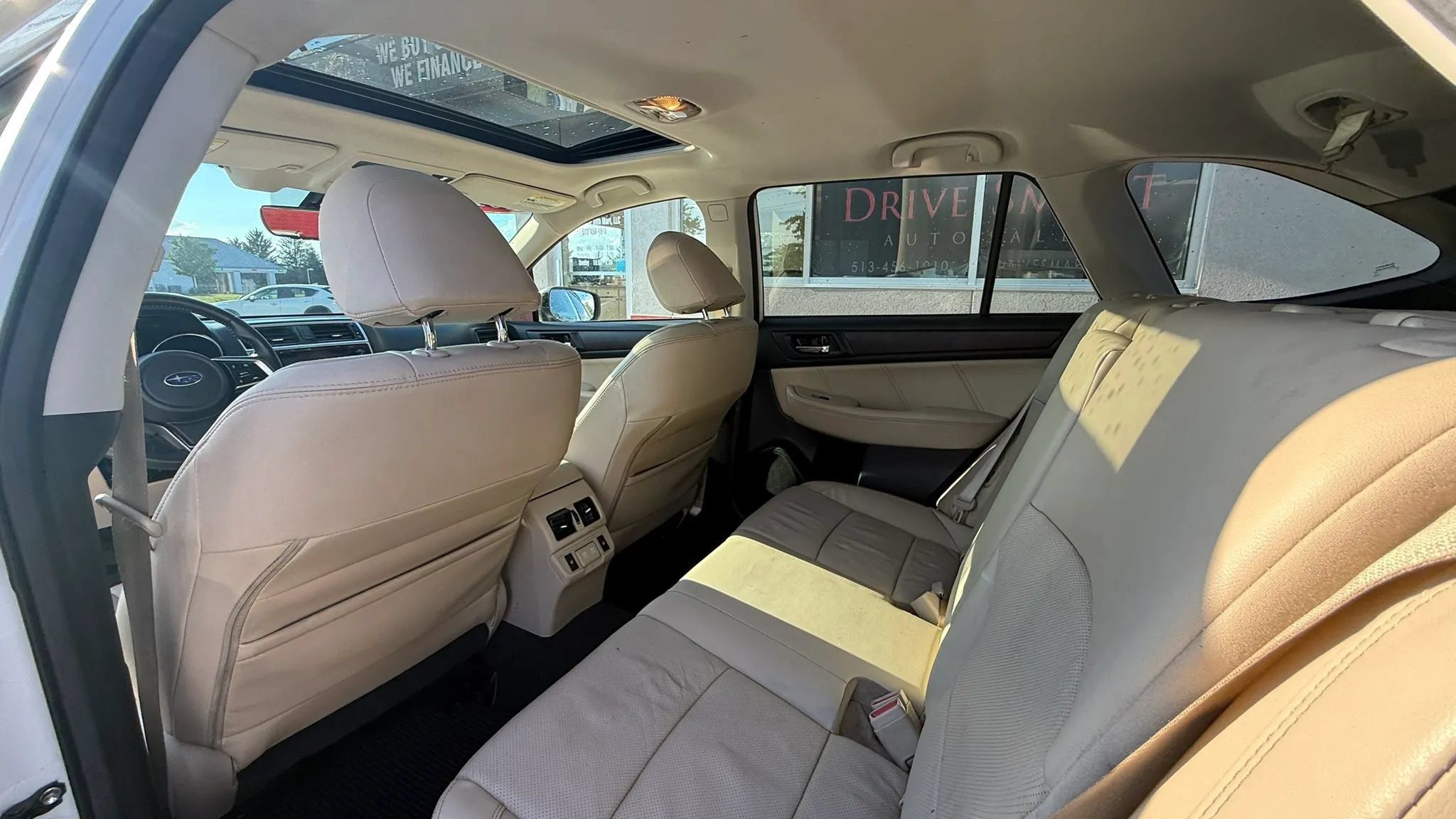 Used 2019 Subaru Outback 2.5i Limited AWD/4WD image 10