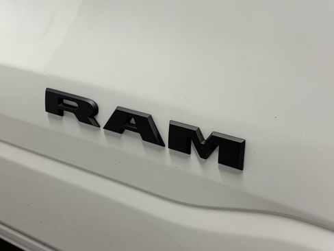 Used 2025 RAM 1500 Big Horn AWD/4WD image 43