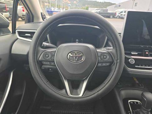 Used 2026 Toyota Corolla XLE FWD image 11