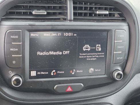 Used 2024 Kia Soul LX w/ Option Group 015 image 18