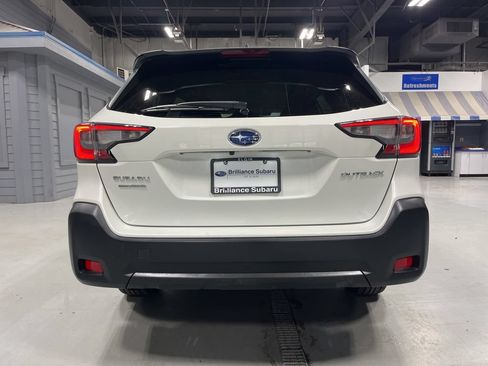 Certified 2023 Subaru Outback Premium AWD/4WD image 8