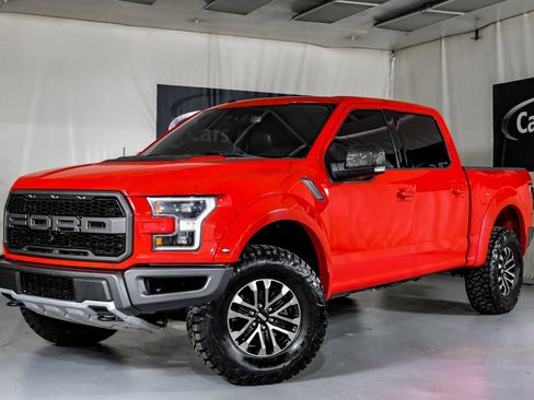 Used 2018 Ford F150 Raptor w/ Equipment Group 802A Luxury AWD/4WD image 4
