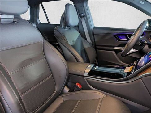 Certified 2026 Mercedes-Benz GLC 300 image 19