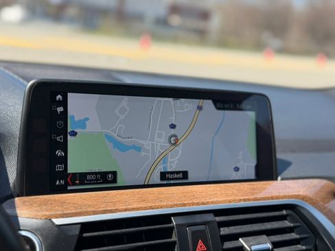 Used 2018 BMW X3 xDrive30i image 32