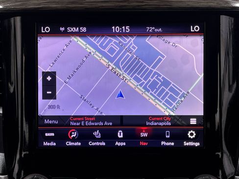 Used 2020 RAM 1500 Laramie AWD/4WD image 10