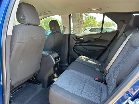 Used 2022 Chevrolet Equinox LT FWD image 16