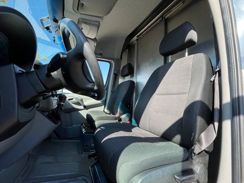 Used 2018 Mercedes-Benz Sprinter 2500 image 13
