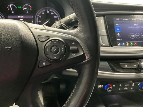Used 2021 Buick Enclave Essence w/ Sound and Sites Package image 18