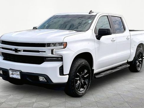 Used 2021 Chevrolet Silverado 1500 RST AWD/4WD image 3