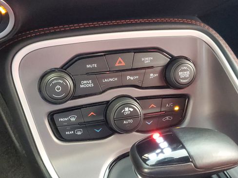 Used 2022 Dodge Challenger R/T Scat Pack image 15