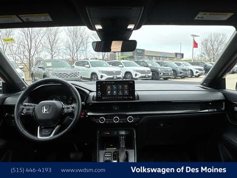 Used 2025 Honda CR-V Sport Touring image 10
