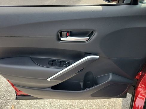 Used 2025 Toyota Corolla Cross AWD Hybrid image 14