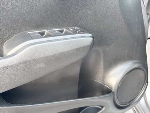Used 2009 Honda Fit Sport image 89