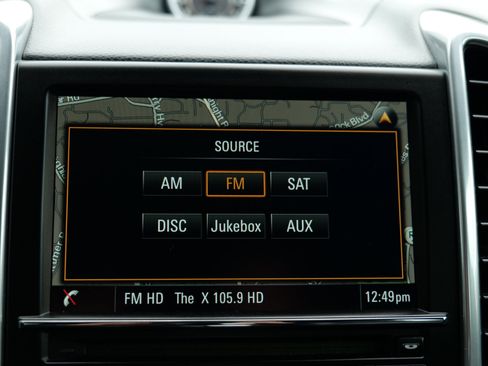 Used 2016 Porsche Cayenne image 27