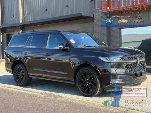 Used 2025 Lincoln Navigator Reserve w/ Jet Appearance Package AWD/4WD image 1