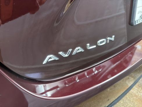 Used 2015 Toyota Avalon XLE Touring image 23