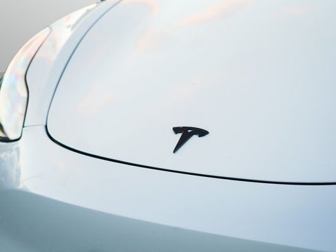 Used 2021 Tesla Model 3 Standard Range Plus RWD image 26