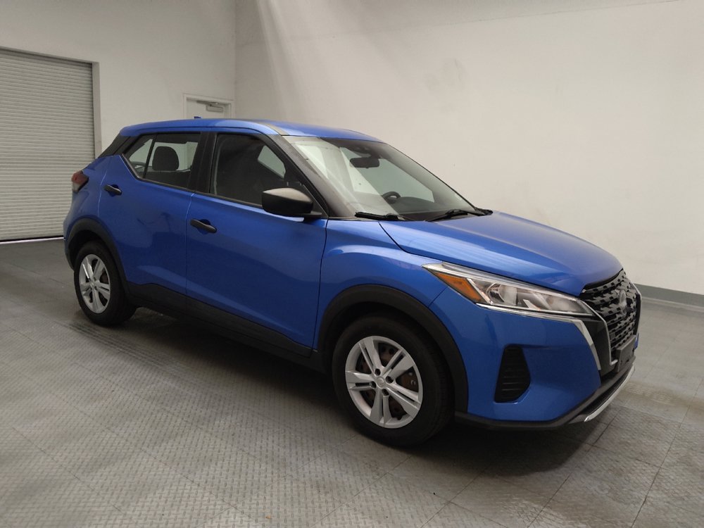 Used 2022 Nissan Kicks S FWD image 11