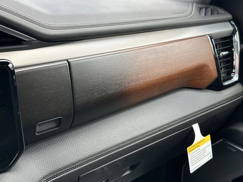 New 2026 GMC Sierra 2500 Denali w/ Denali Reserve Package AWD/4WD image 37