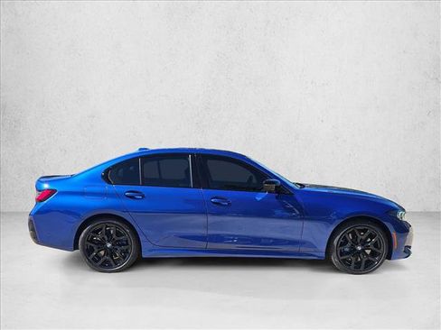 Used 2026 BMW 330i Sedan w/ M Sport Package image 4