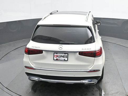 Used 2023 Mercedes-Benz Maybach GLS 600 4MATIC image 36