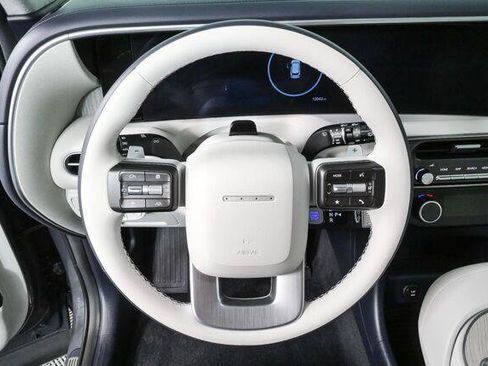 Certified 2026 Hyundai Palisade Calligraphy FWD image 8